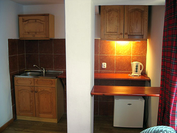 Pokój dolny apartamentowy - aneks kuchenny